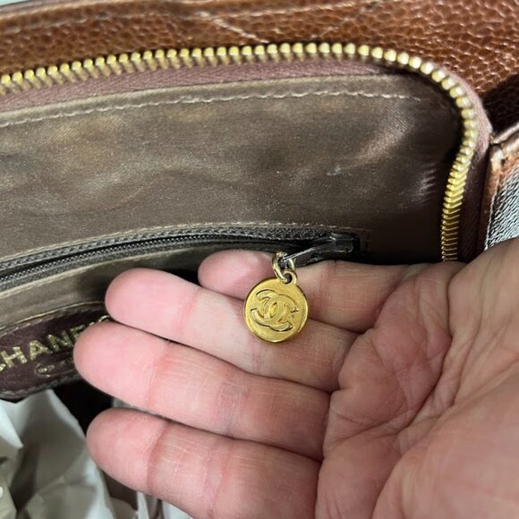 Chanel Caviar Leather Embroidered Shoulder Bag - Picture 6 of 9